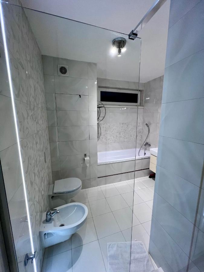 Monte Amnis Kosice Apartment מראה חיצוני תמונה